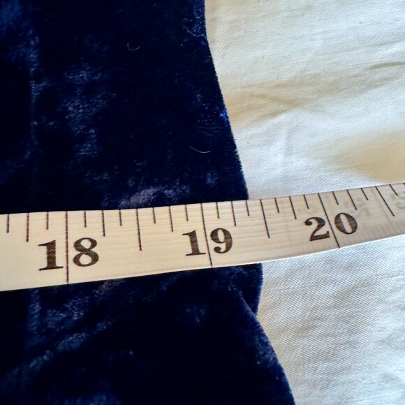 Simons Navy Blue Crushed Velvet Blazer - Picture 11 of 12